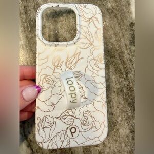 Loopy iPhone 16 pro case